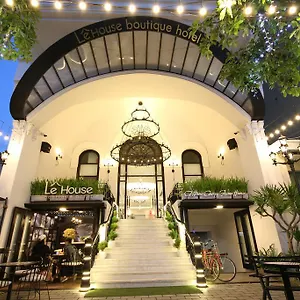 Le House Boutique - 100m To The 3* Da Nang